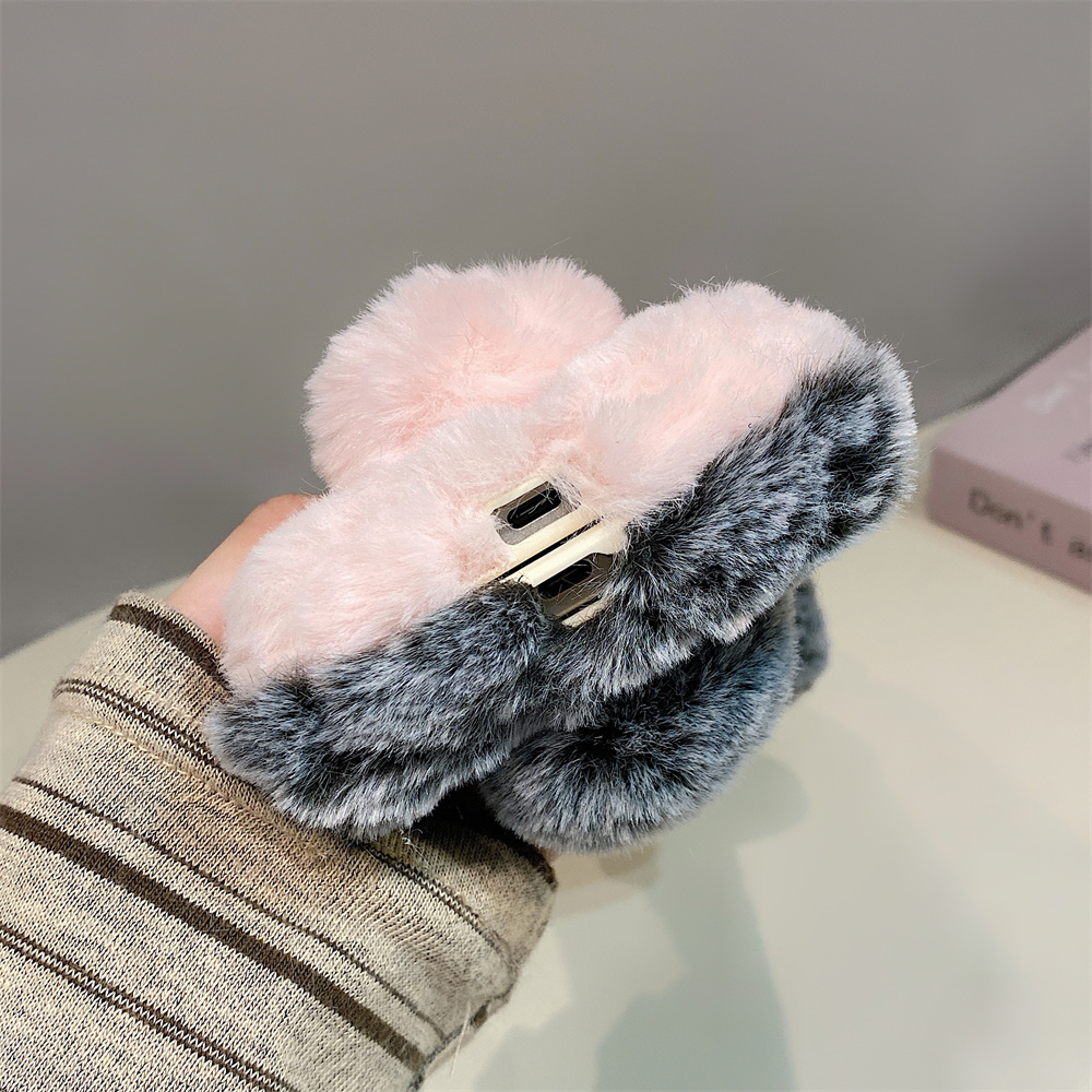 Cute Rabbit Ears Fluffy Stand  - Phone Cases That Cover The Camera 评论和价格